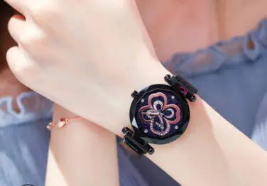 Reloj de Cuarzo para Mujer OLEVS con Diseño de Trébol