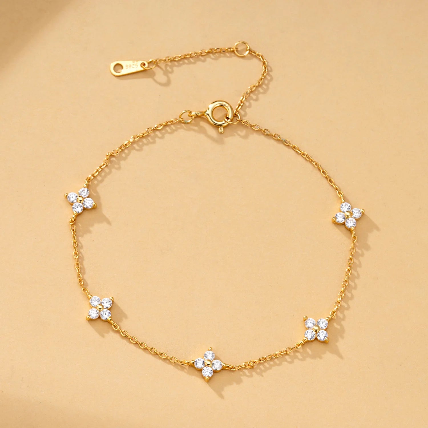 Pulsera Triple de Plata 925 – Diseño Geométrico Elegante