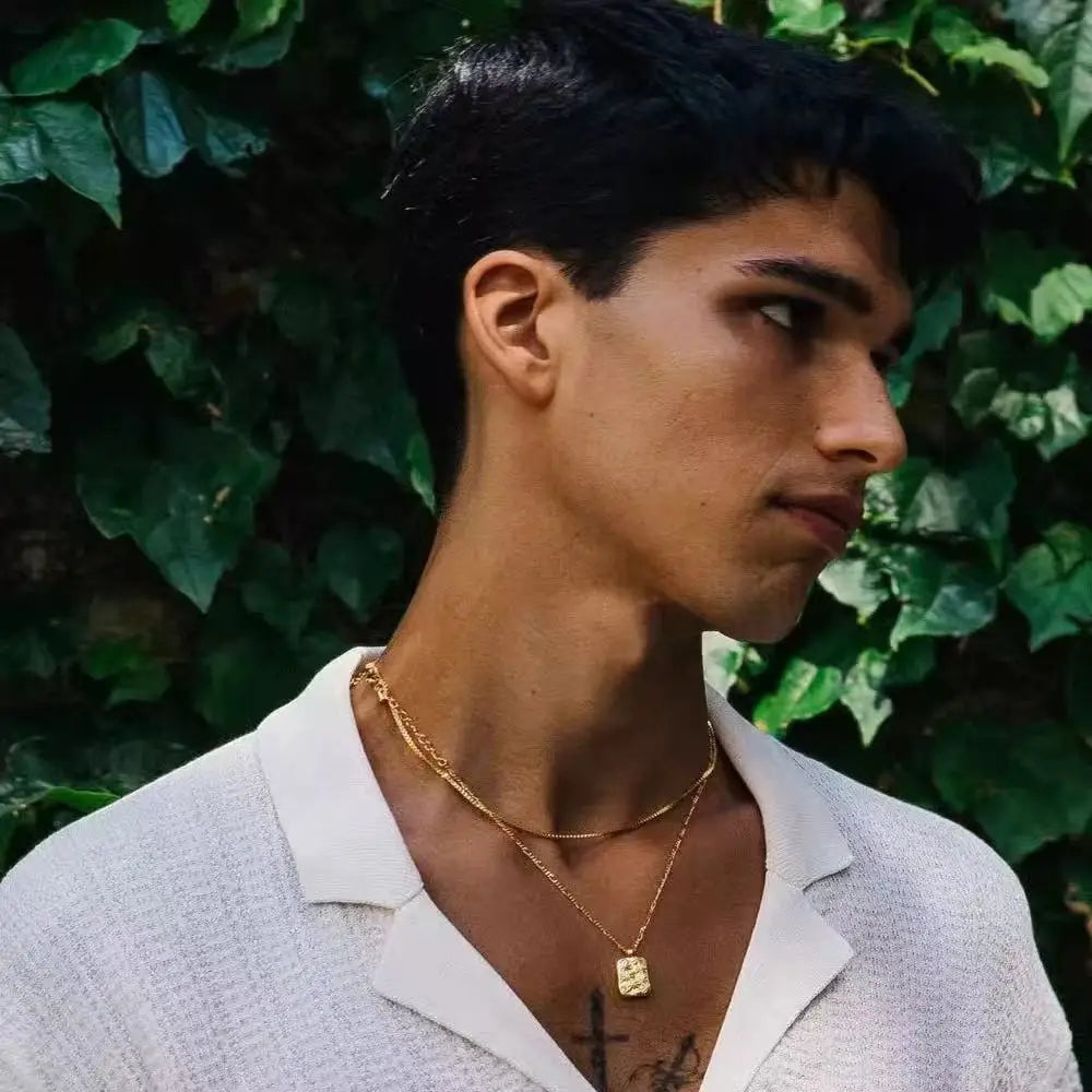 Collar FOMALHAUT 1.2mm Cadena Caja – Acero Inoxidable Dorado para Hombre y Mujer