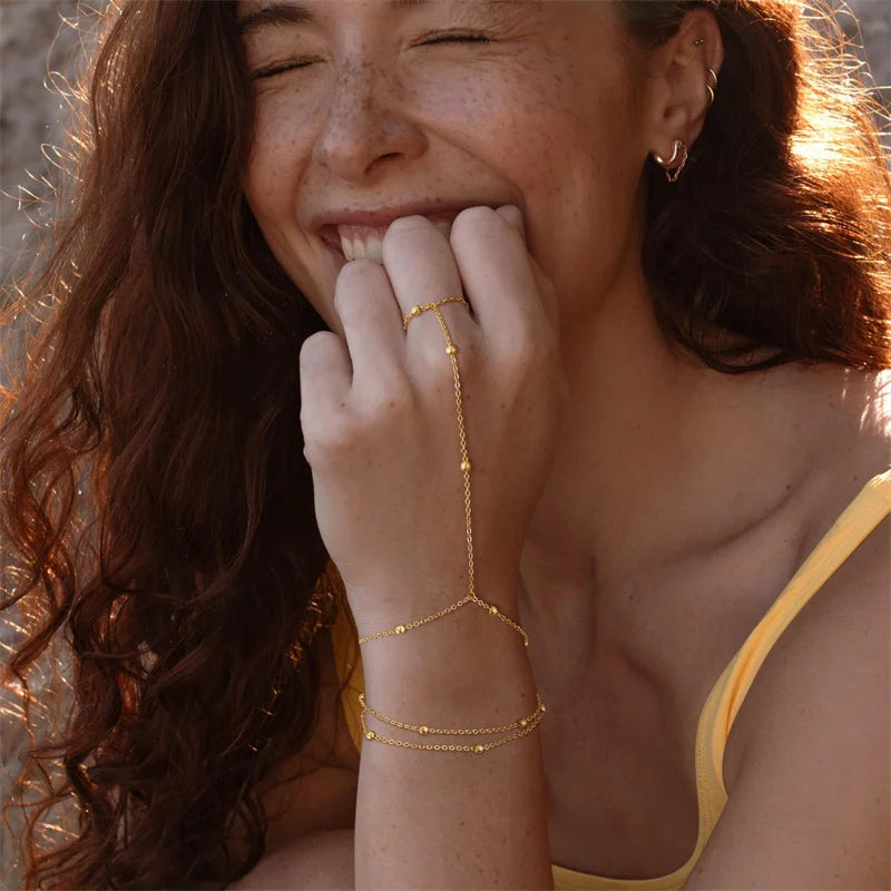 Pulsera con Anillo Conectado – Multicapa Minimalista para Mujer